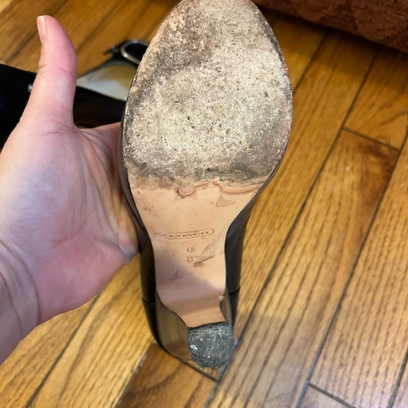 Coach Black Arista Buckle Stacked Heels,  size 6 - Picture 6 of 11